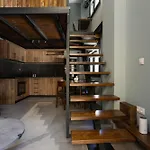 Wooden * Salonic